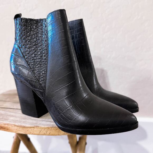 Marc Fisher Alva Croc Embossed Leather Block Heels Boots Black Old Money 7.5 NEW - Picture 1 of 11
